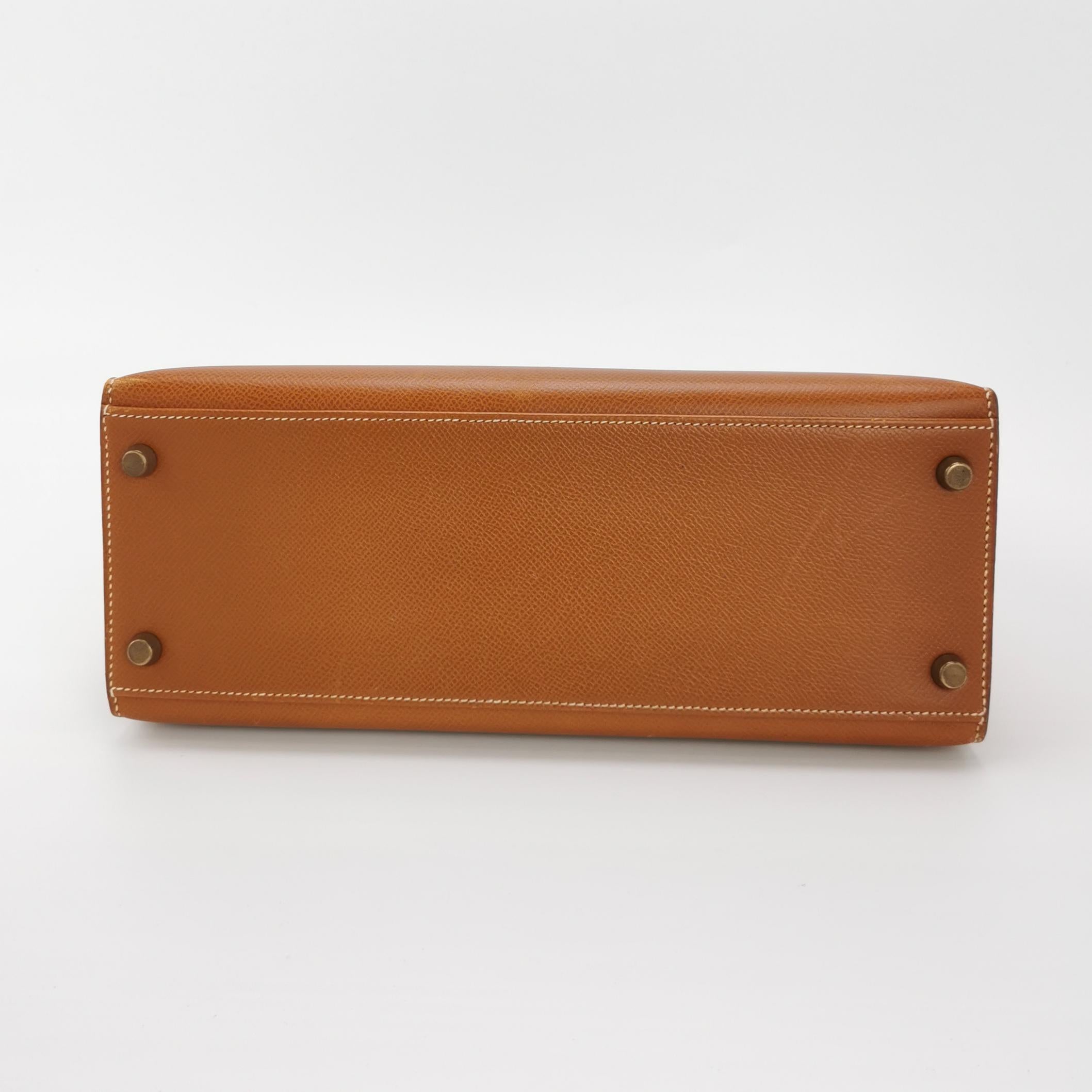 Sac Kelly 28 en cuir Camel Hermès